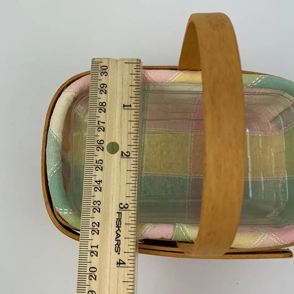 Longaberger basket handwoven 2000 basket with fabric liner in plastic insert - Picture 8 of 10